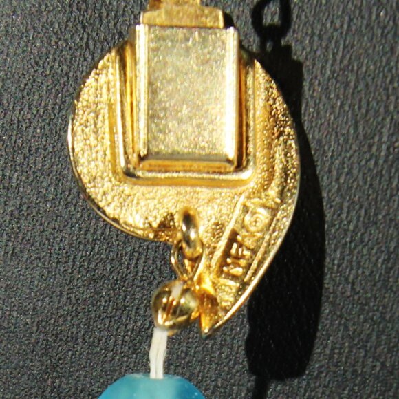 Vintage Museum Fine Arts Gold Tone Clasp Necklace w/ Blue & Green Sea Glass Bead - Picture 8 of 8